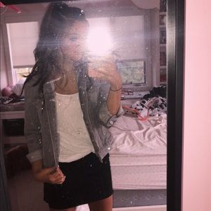 Meet your Posher, Alexandra